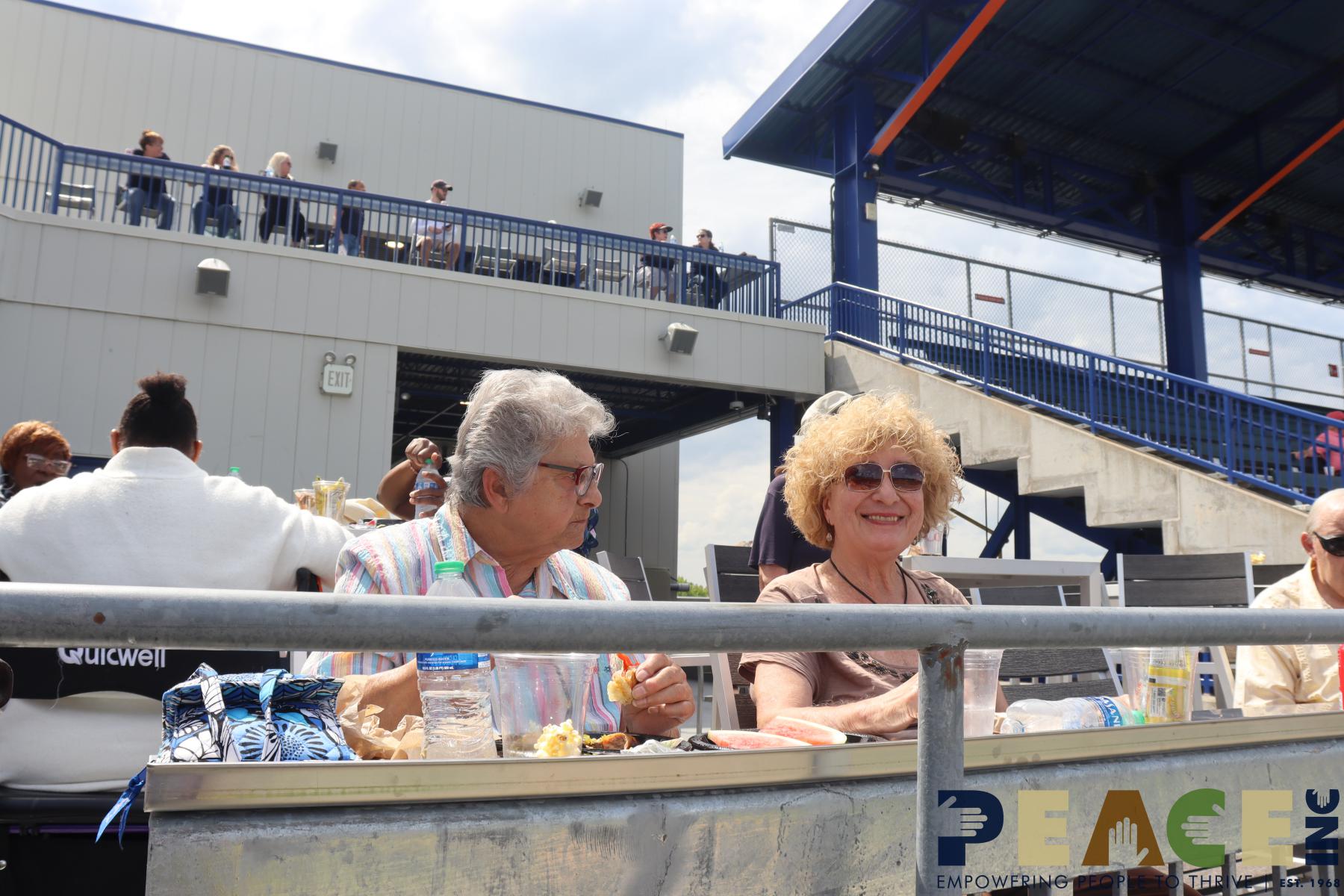 Our beloved Eastwood Seniors enjoyed cheering on the Syracuse Mets