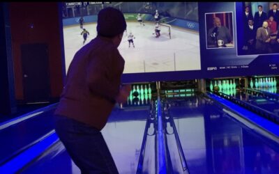 Seniors Strike Up Fun at Destiny USA